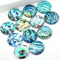 Mother of Pearl - 10 x Glass Cabochons 10mm