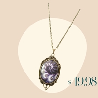 1 x Lovely Glass Pendant in Ornate Antique Bronze Setting with 75cm Chain 